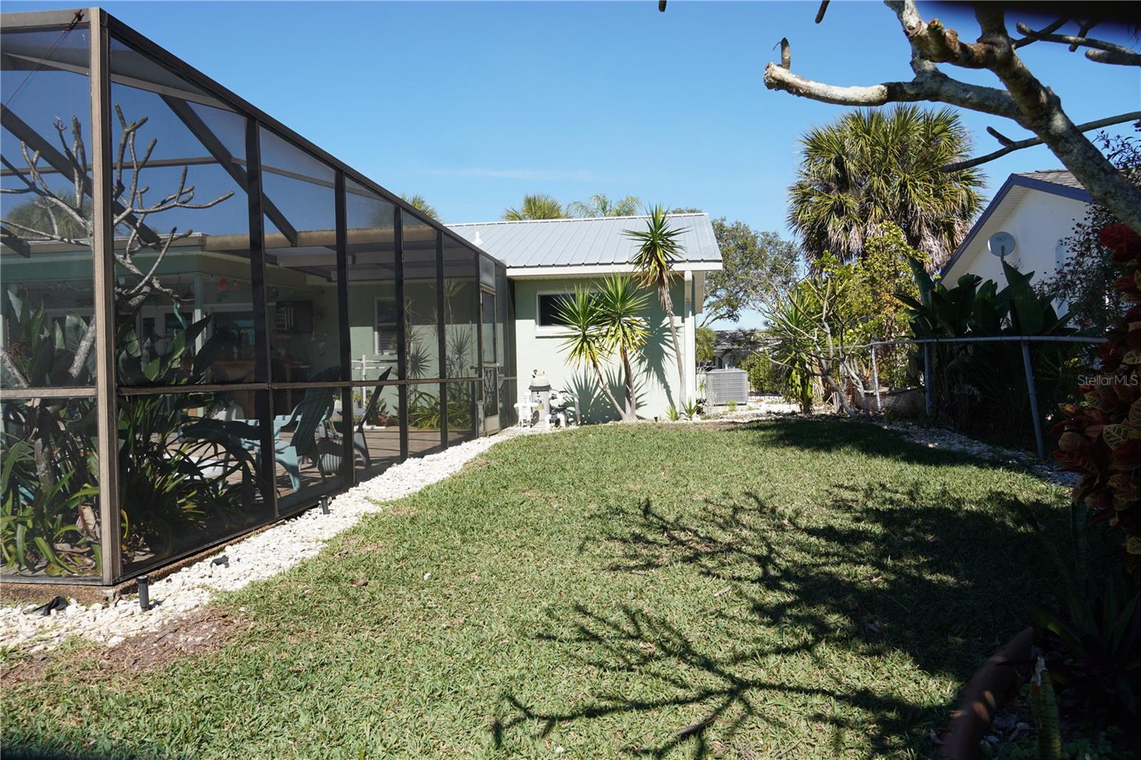 908 SAGO PALM WAY — photo 15