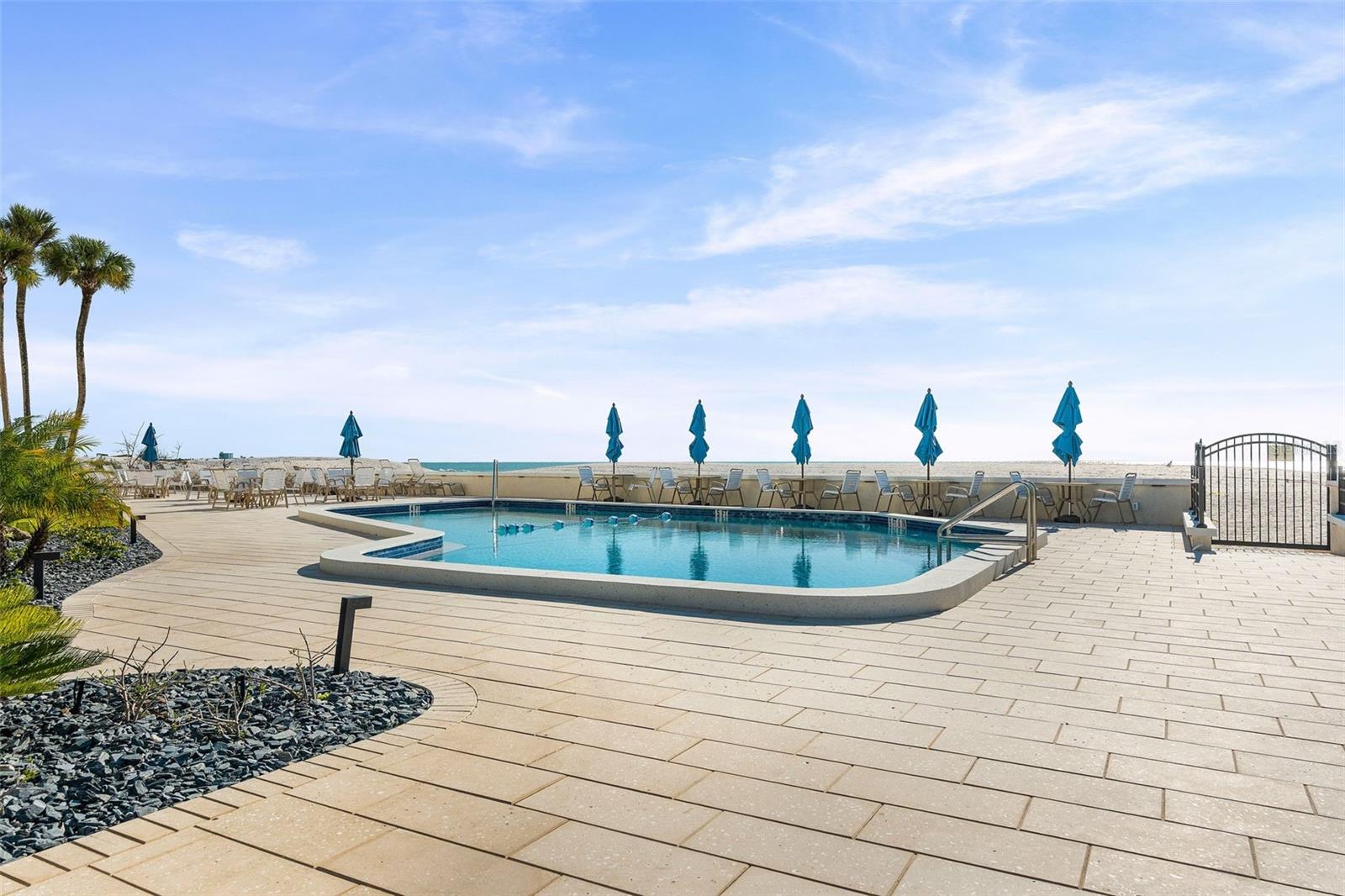 800 BENJAMIN FRANKLIN DR #110 — photo 27