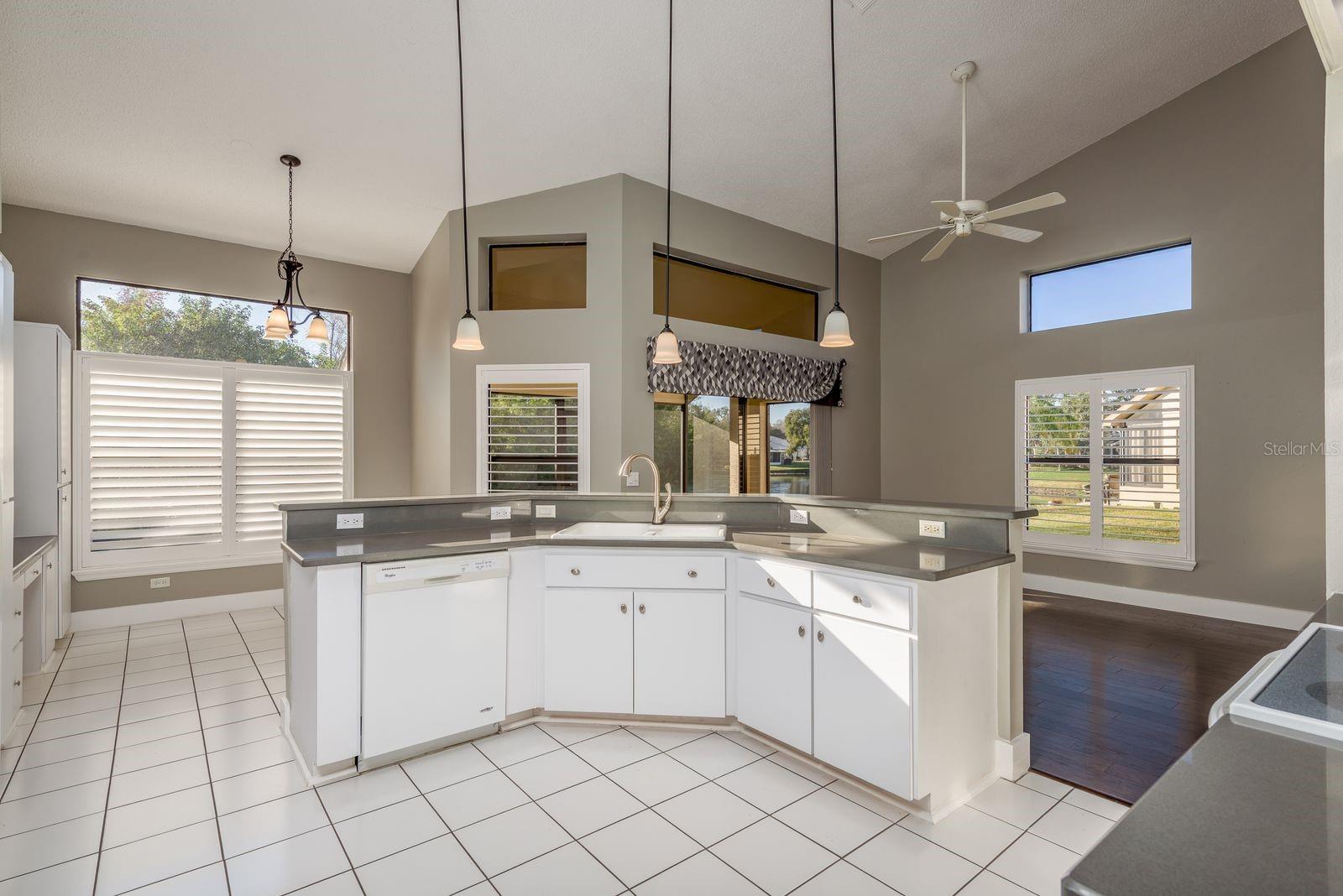 9326 PALM HAVEN CT — photo 11
