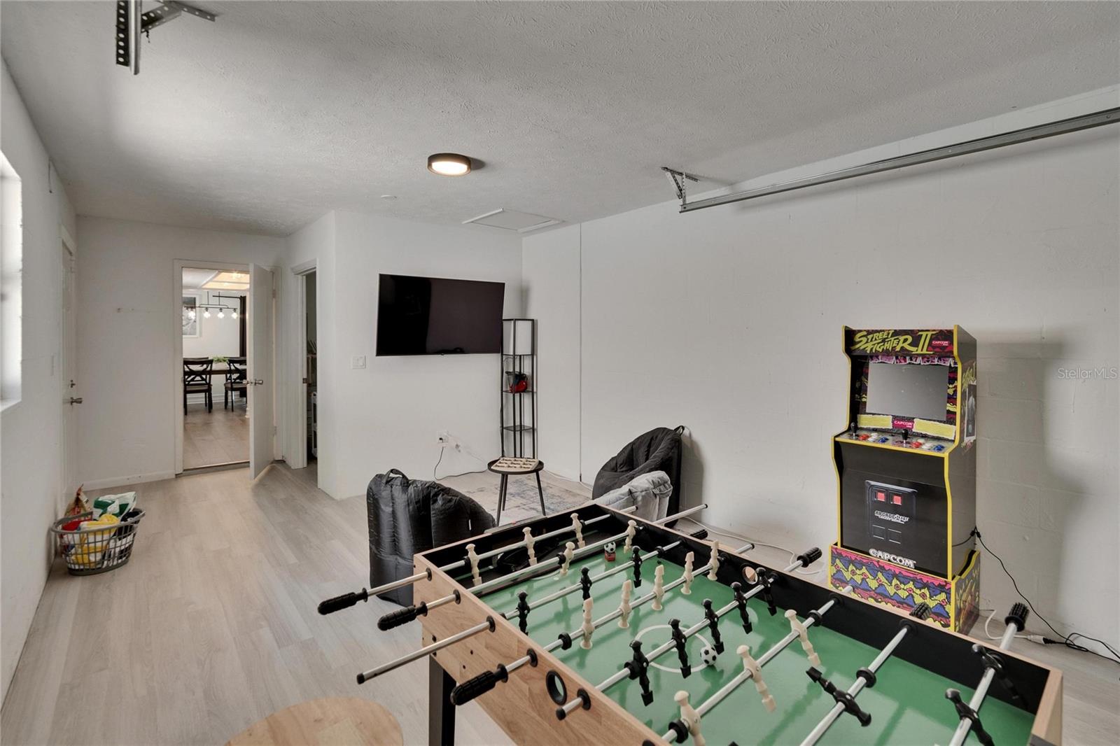 9613 N 46TH ST — photo 38