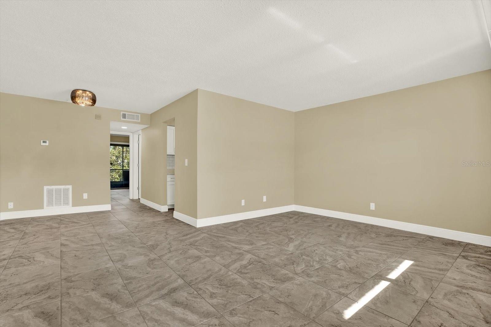 9125 TUDOR DR #D109 — photo 3
