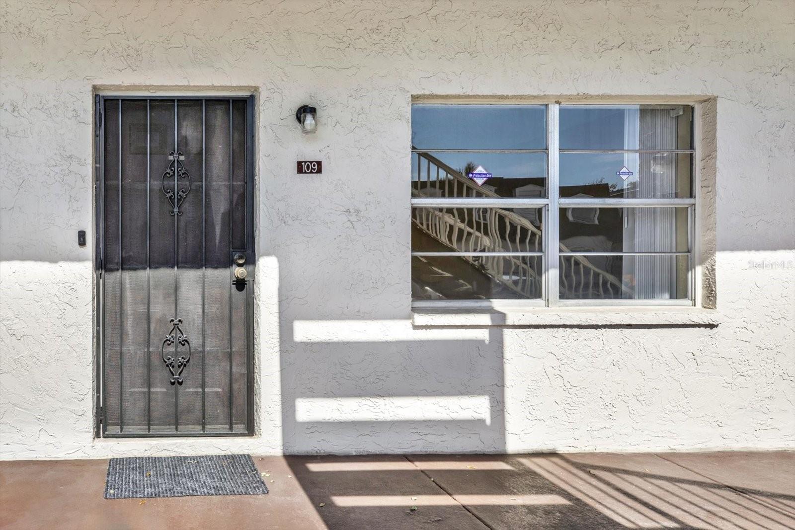 9125 TUDOR DR #D109 — photo 2