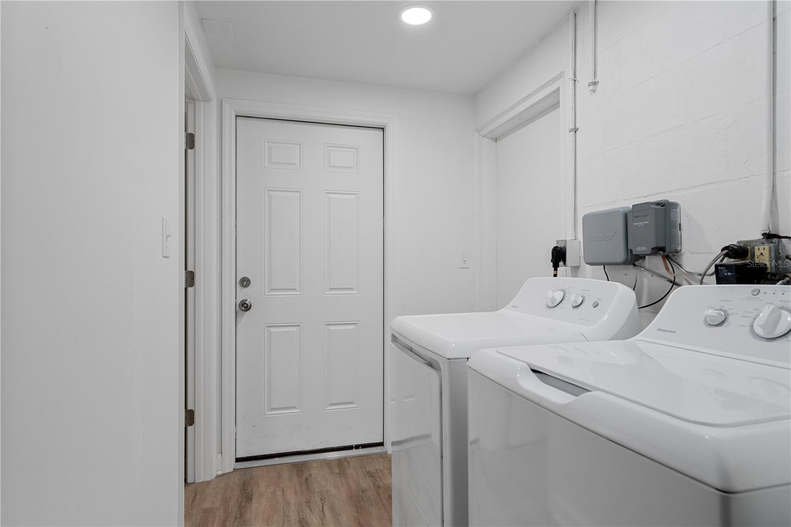 341 WERTZ DR — photo 30