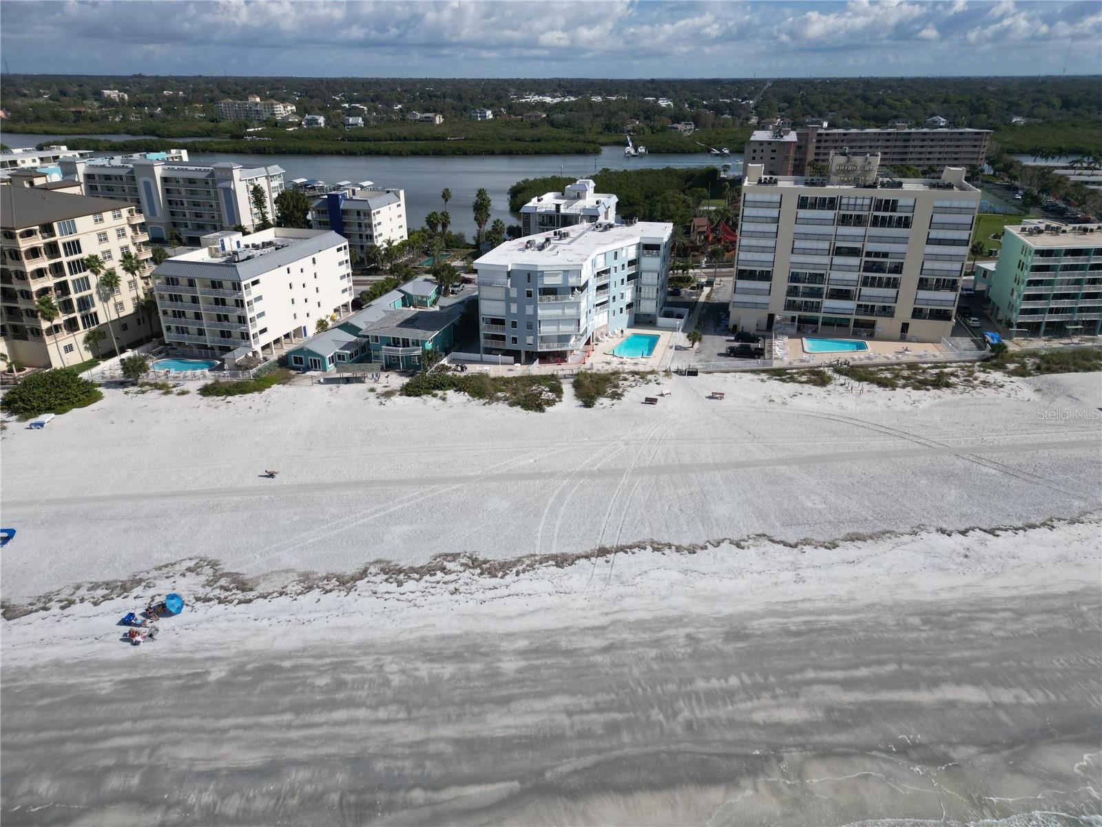 19500 GULF BLVD #102 — photo 35