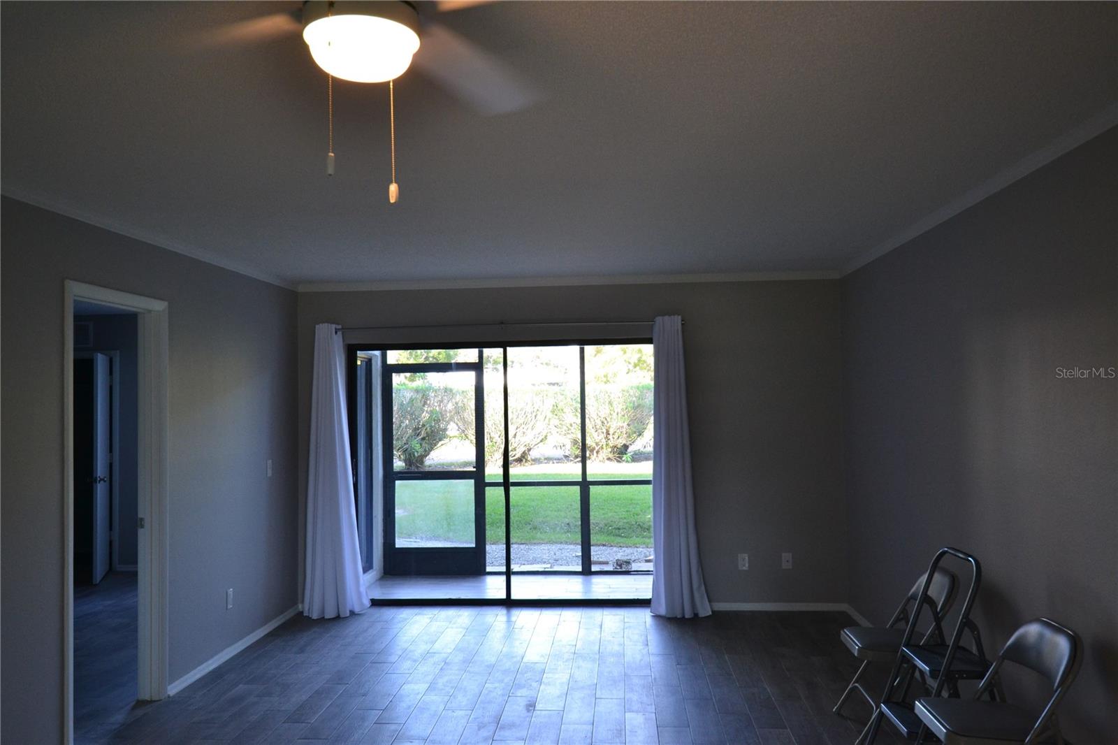 135 W CYPRESS CT — photo 5