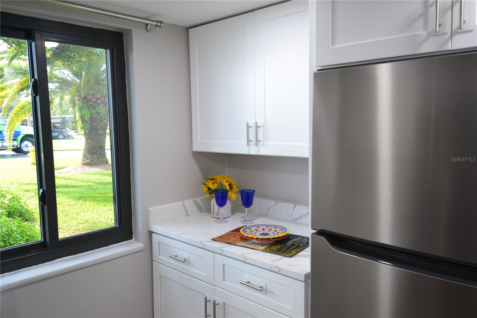 135 W CYPRESS CT — photo 23