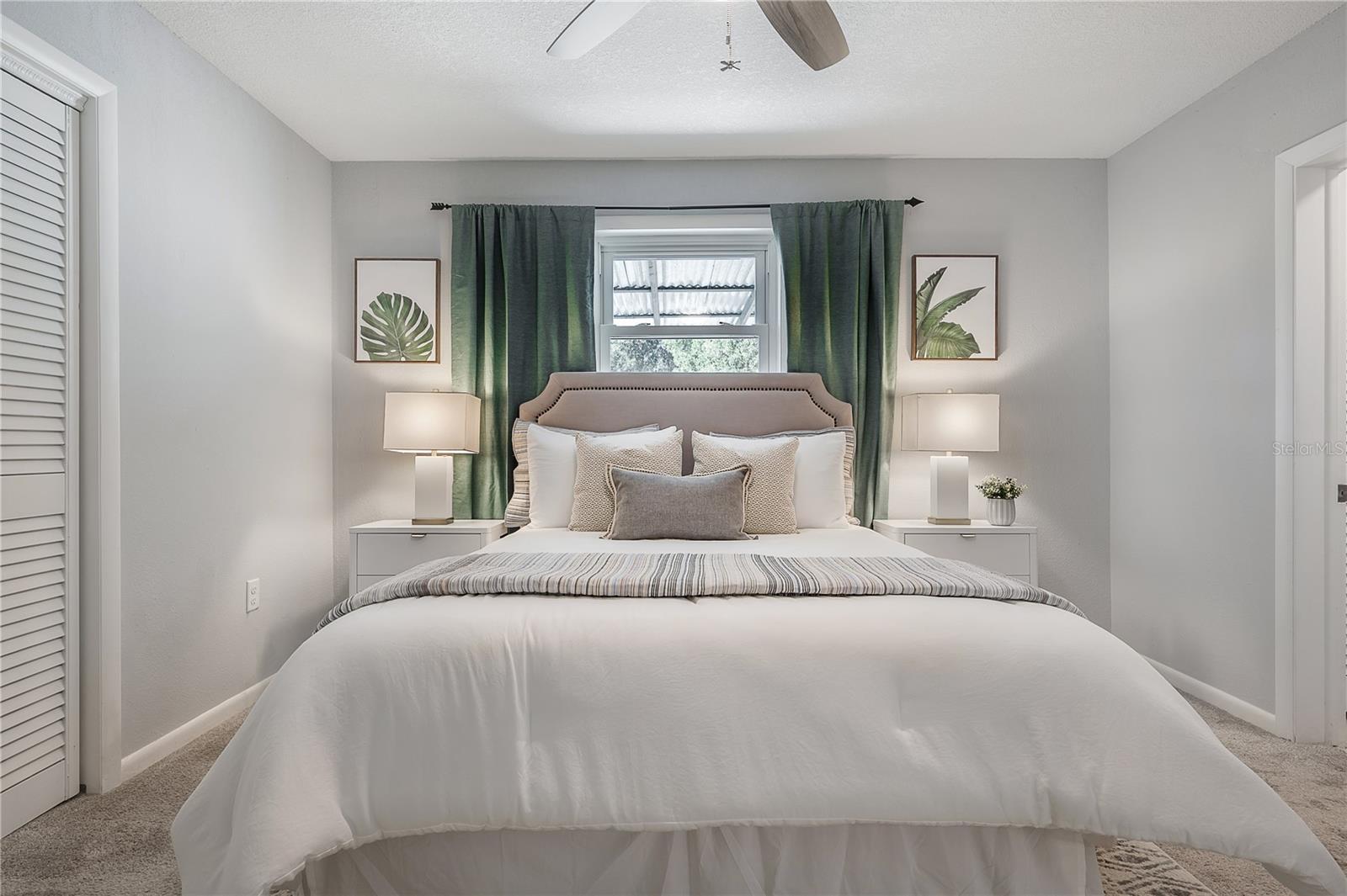 1404 E CAYUGA ST — photo 32
