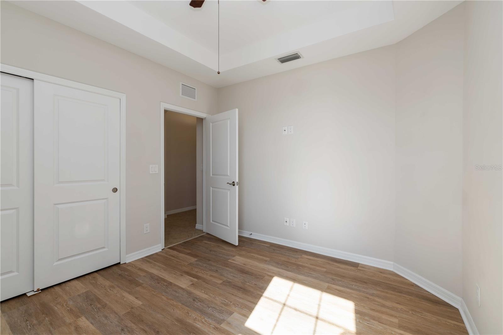 1264 RIVERSCAPE ST #B — photo 33