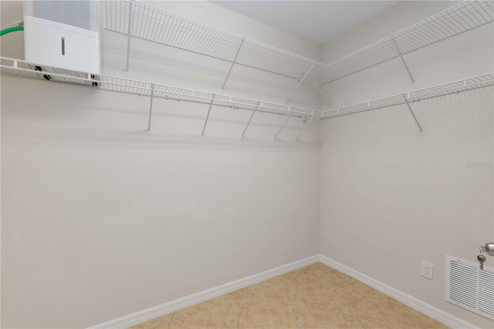 1264 RIVERSCAPE ST #B — photo 28