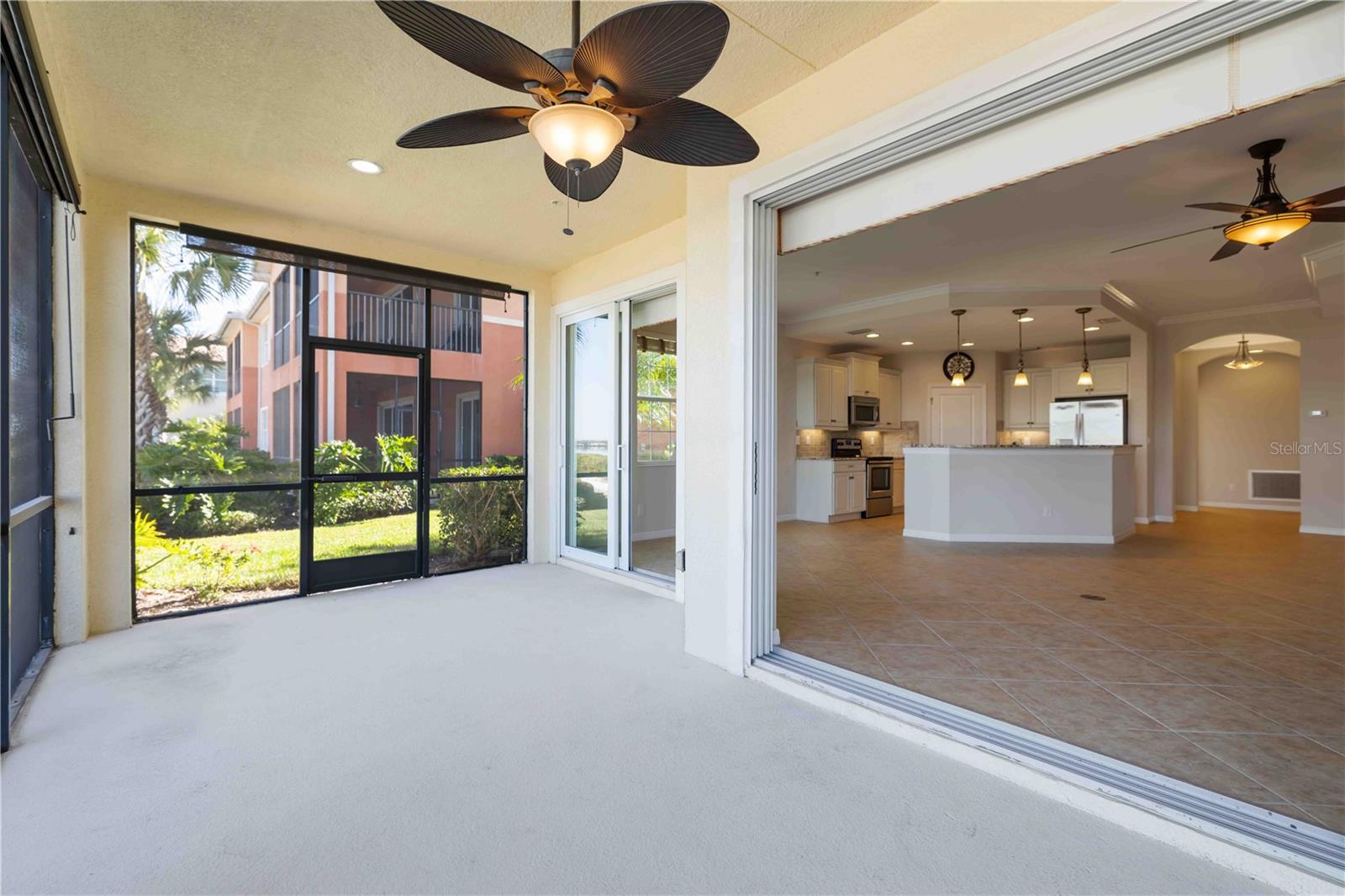 1264 RIVERSCAPE ST #B — photo 17