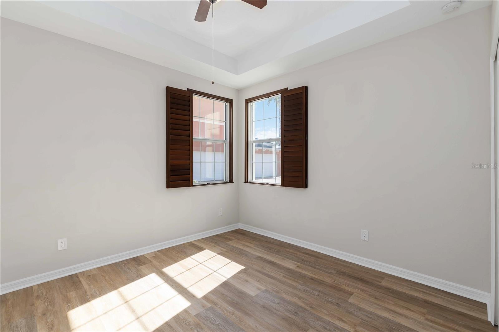 1264 RIVERSCAPE ST #B — photo 32