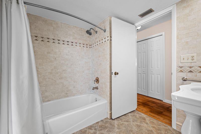 3241 BUCKHORN DR — photo 23