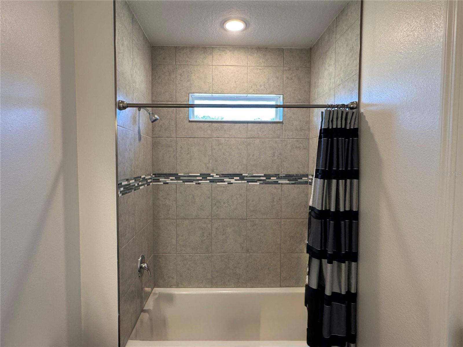10190 DOLPHIN GULL CIR — photo 35