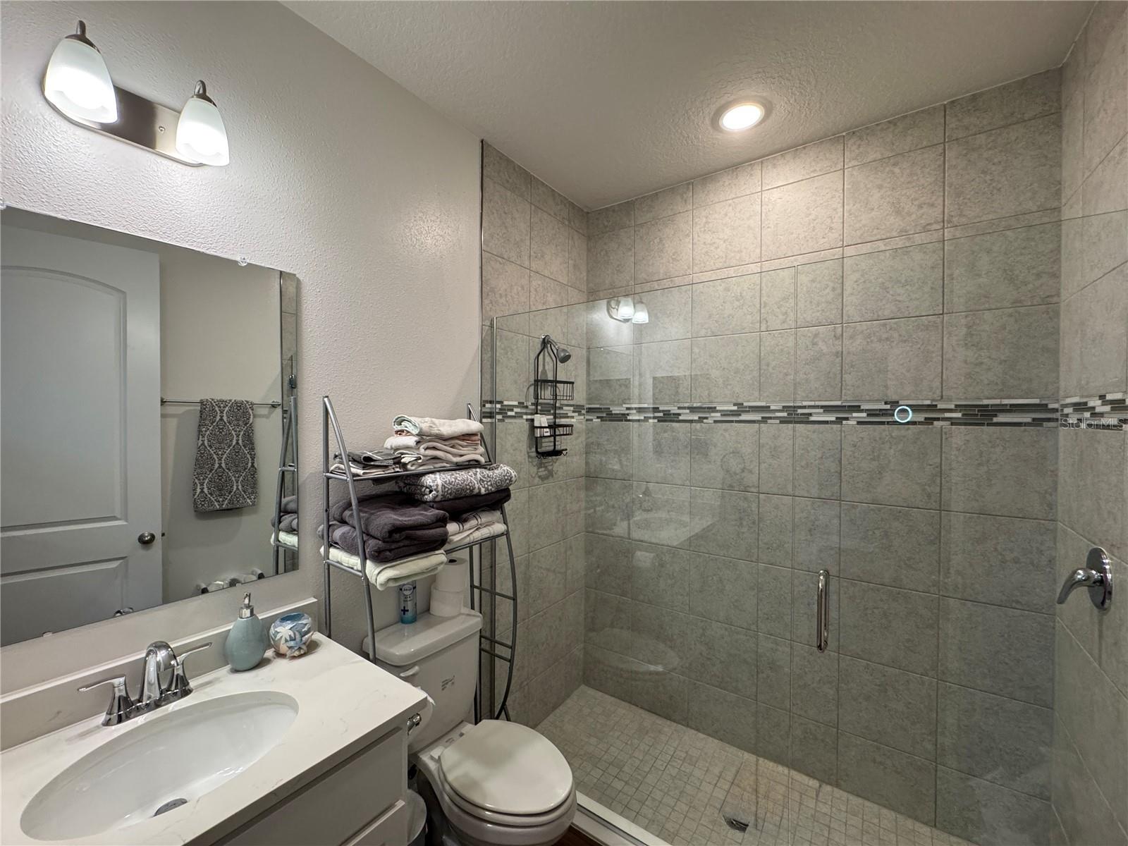 10190 DOLPHIN GULL CIR — photo 14