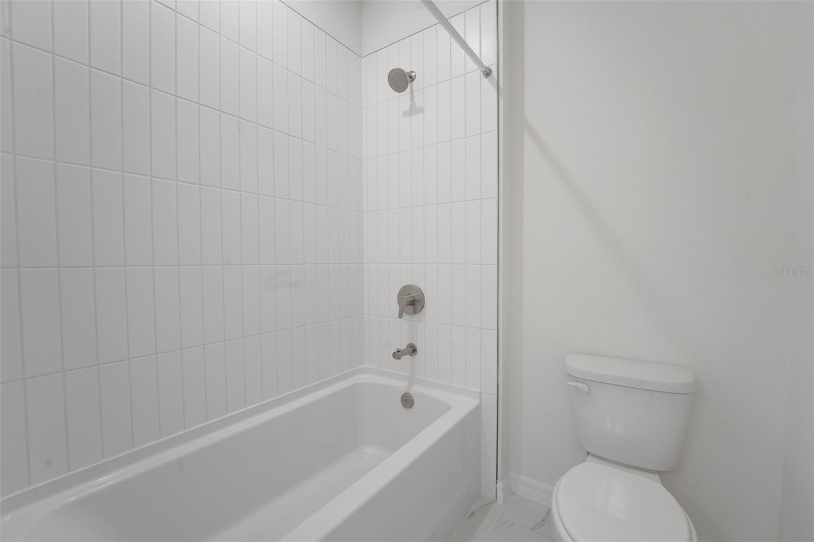 17417 VALLEYWOOD PKWY — photo 51
