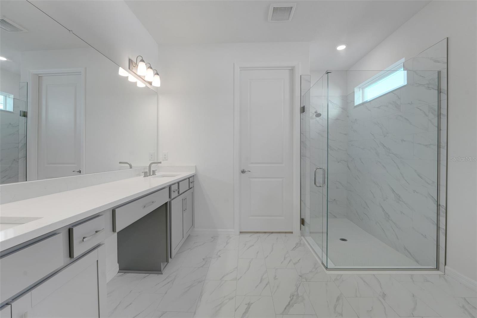 17417 VALLEYWOOD PKWY — photo 32