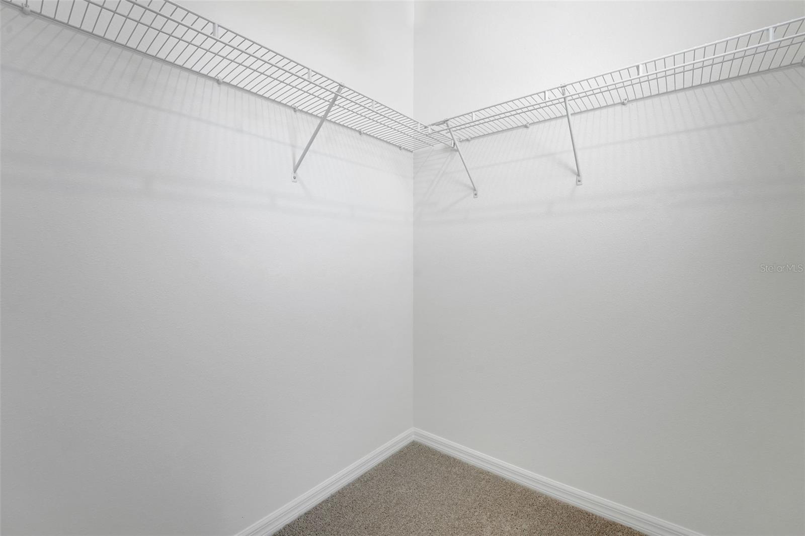 17417 VALLEYWOOD PKWY — photo 39