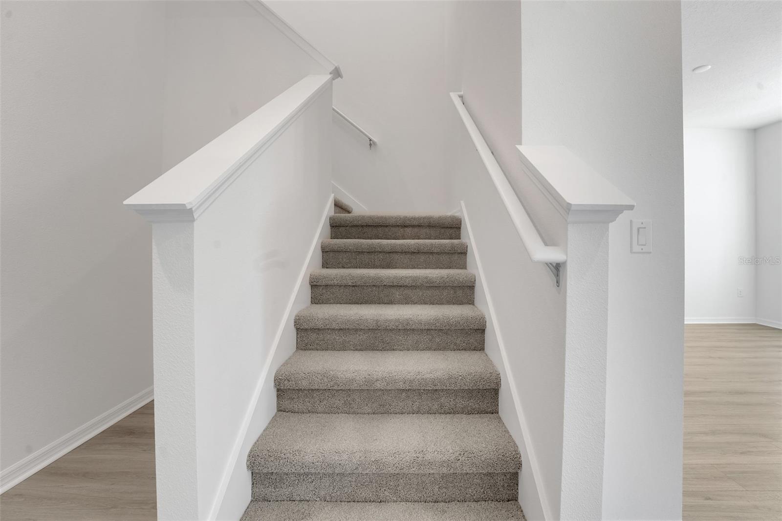 17417 VALLEYWOOD PKWY — photo 14
