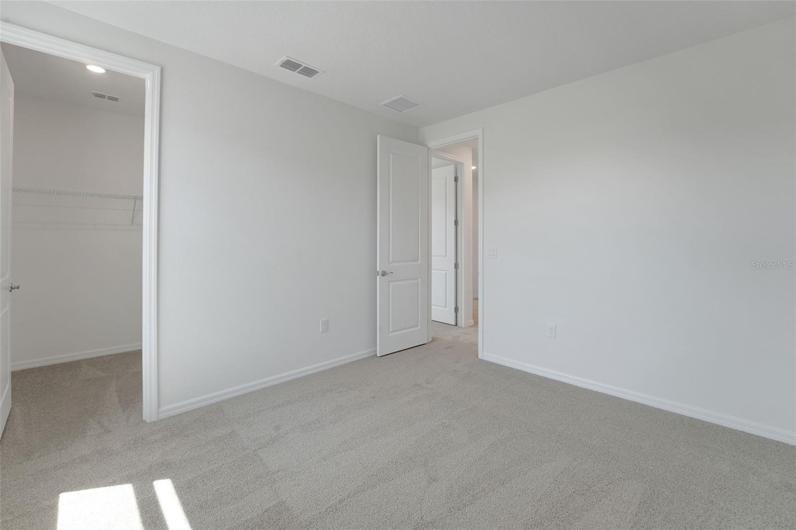 17417 VALLEYWOOD PKWY — photo 49