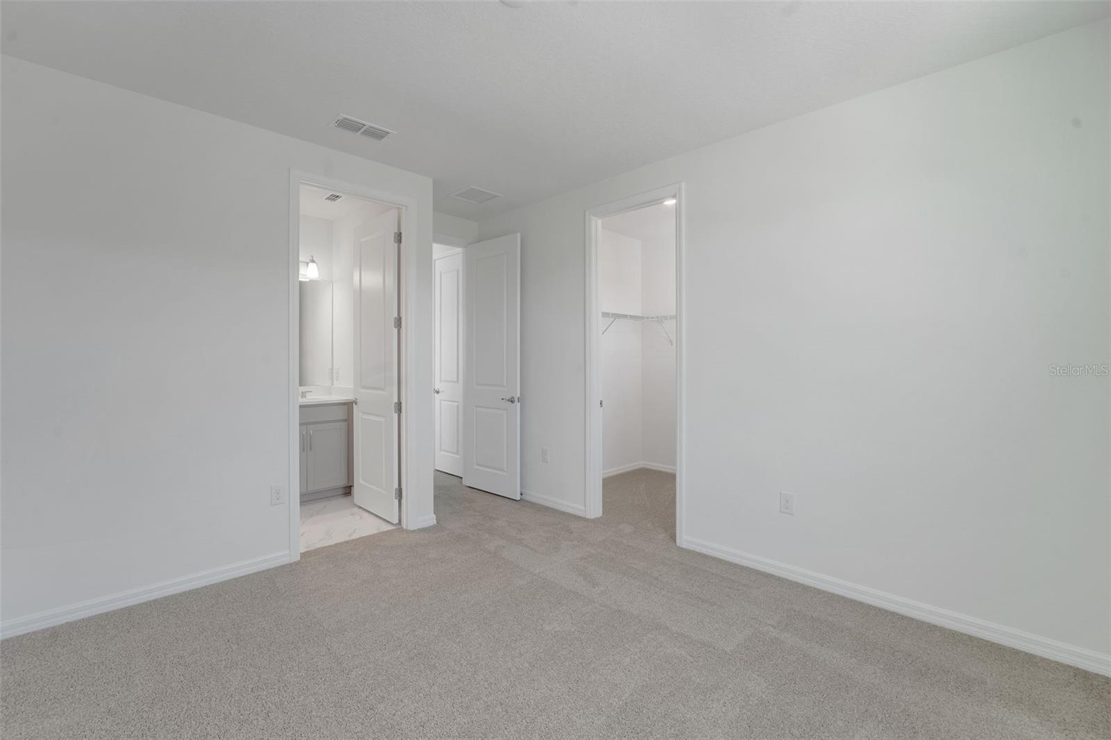 17417 VALLEYWOOD PKWY — photo 37