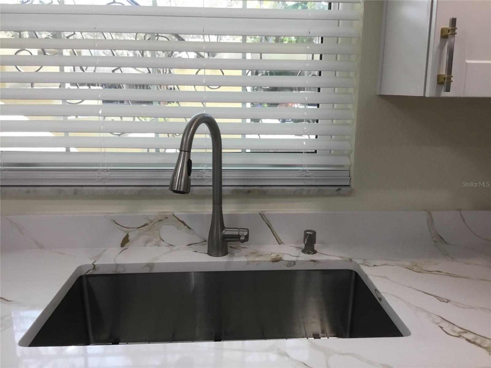 44 COUNTRY CLUB DR #44 — photo 8