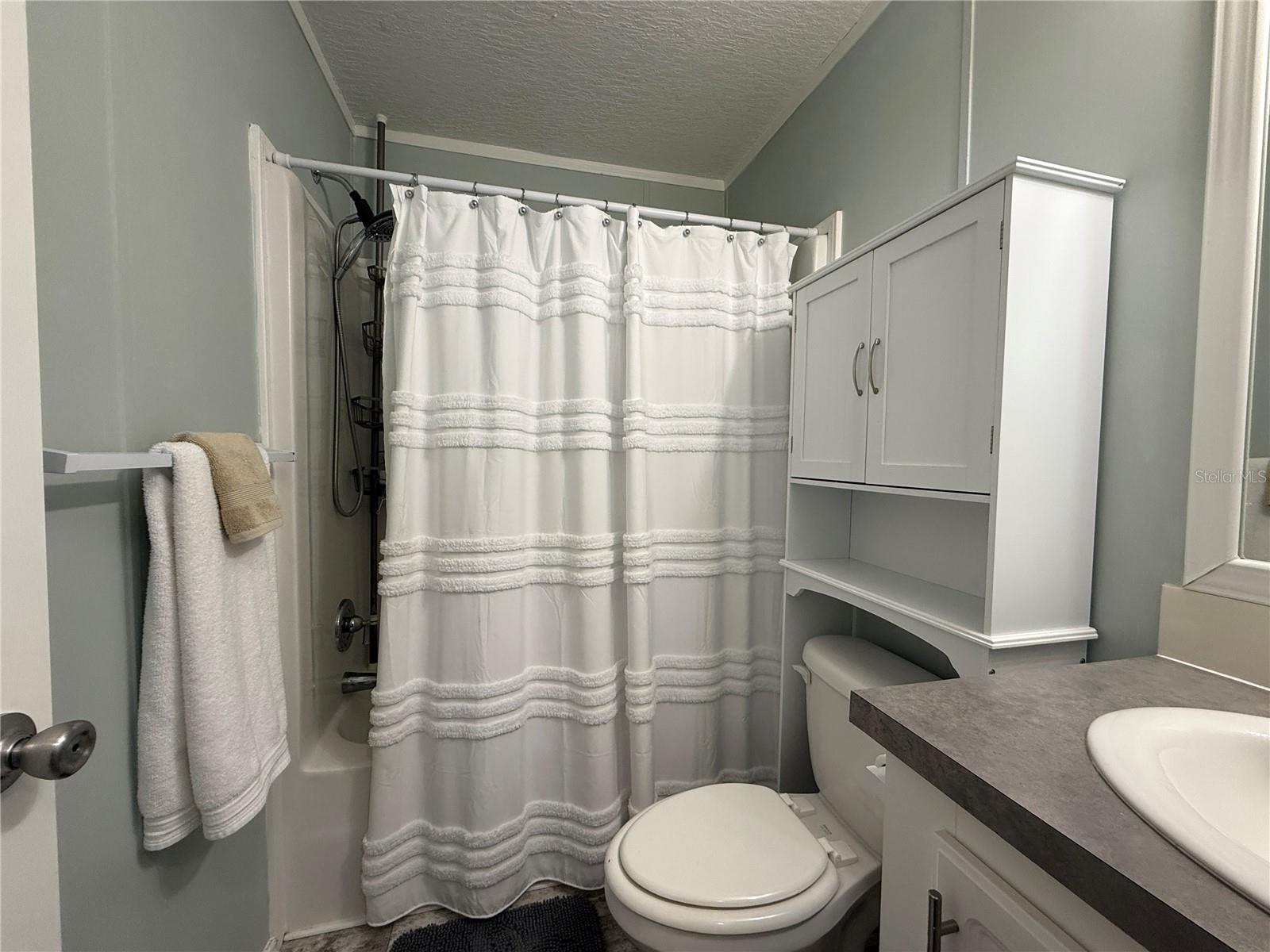 124 E SAINT ANNES CIR — photo 15