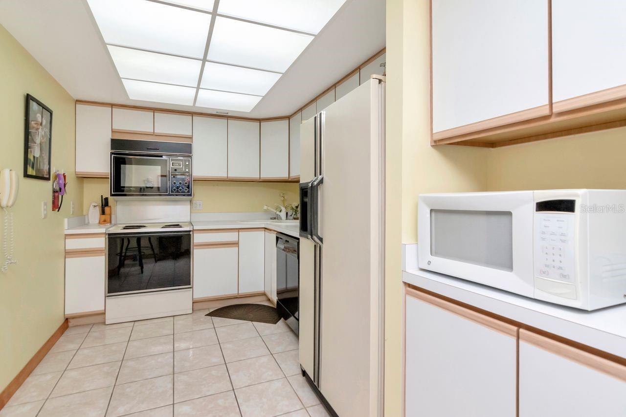 830 S GULFVIEW BLVD #502 — photo 40