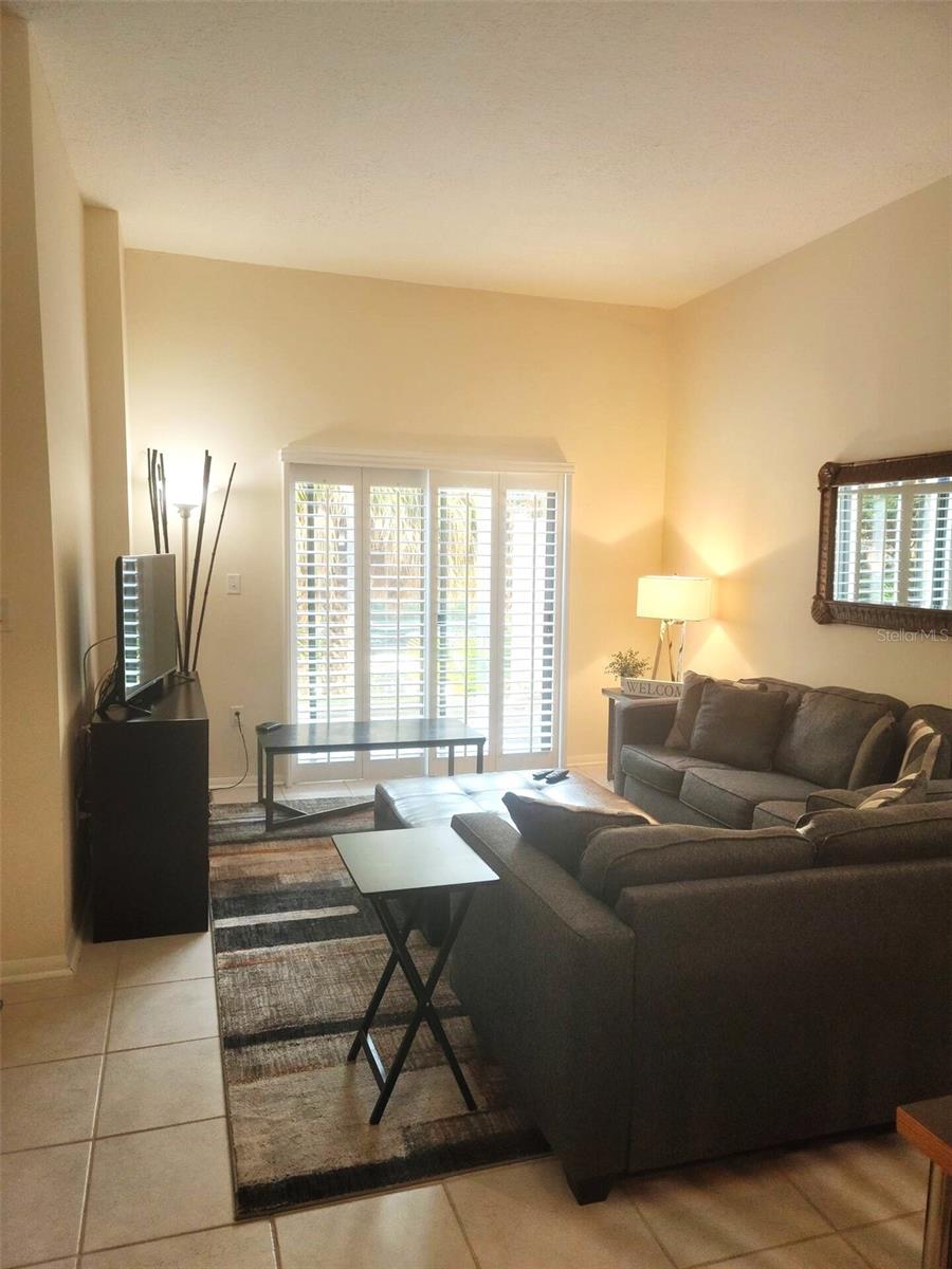 701 S MADISON AVE #106 — photo 3