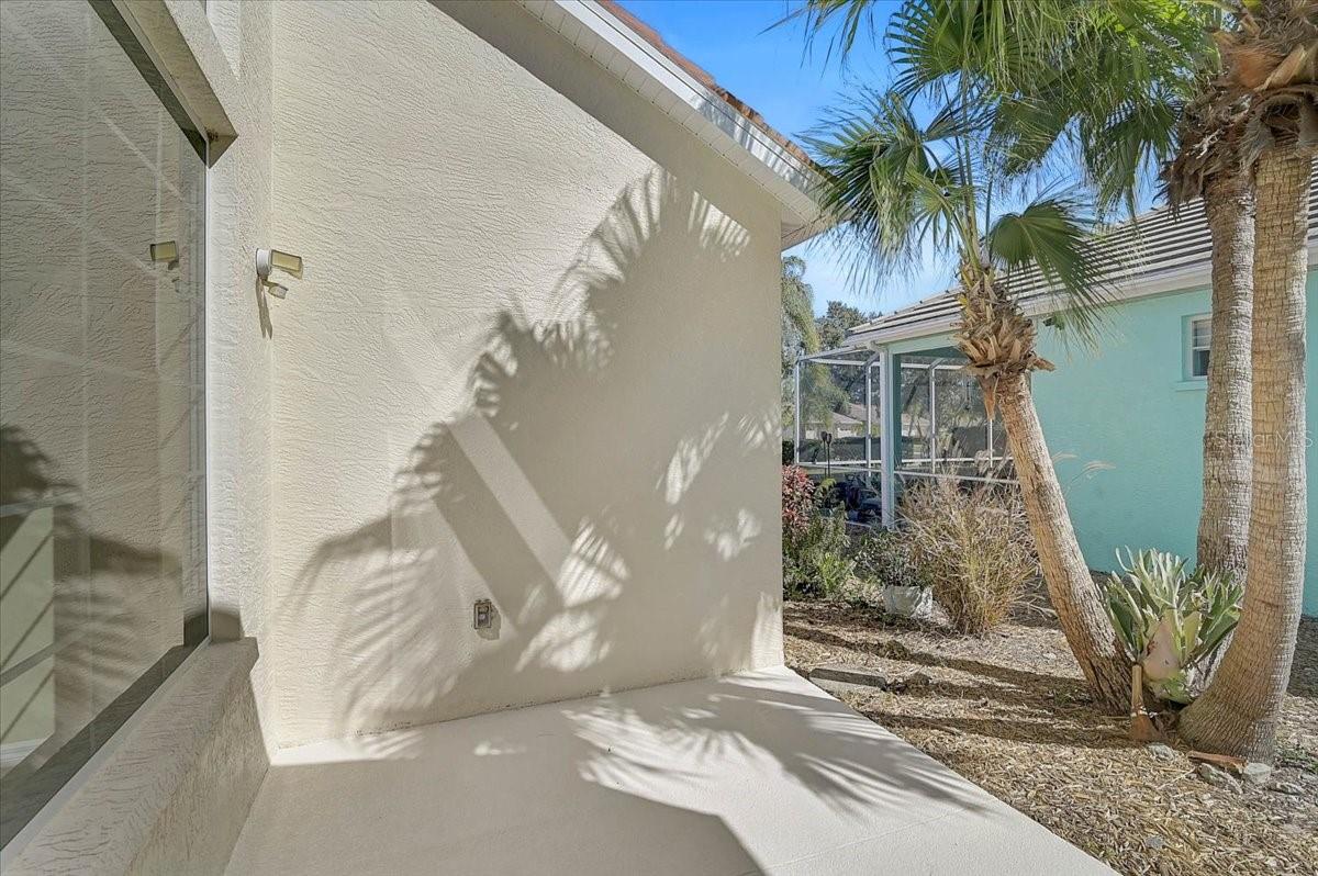 4031 CADDIE DR E — photo 10