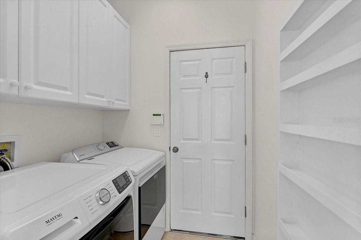 4031 CADDIE DR E — photo 25