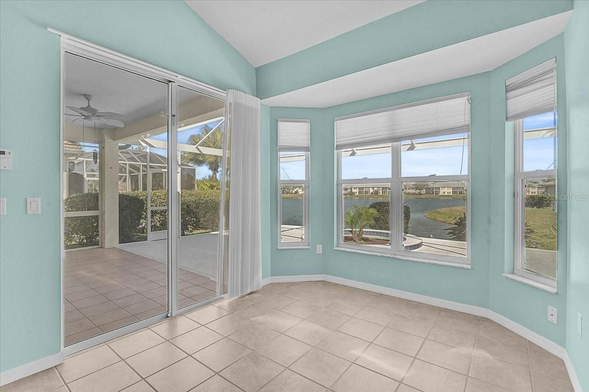 4031 CADDIE DR E — photo 14