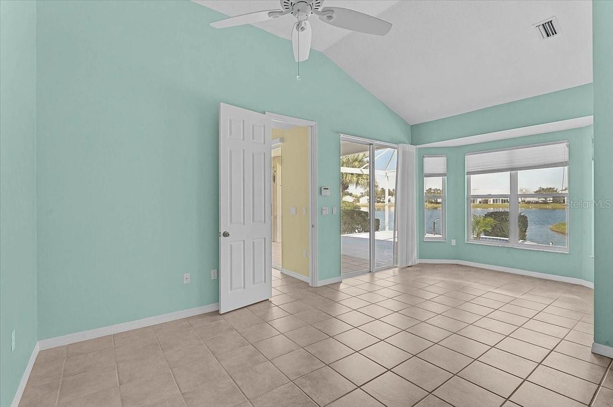 4031 CADDIE DR E — photo 13
