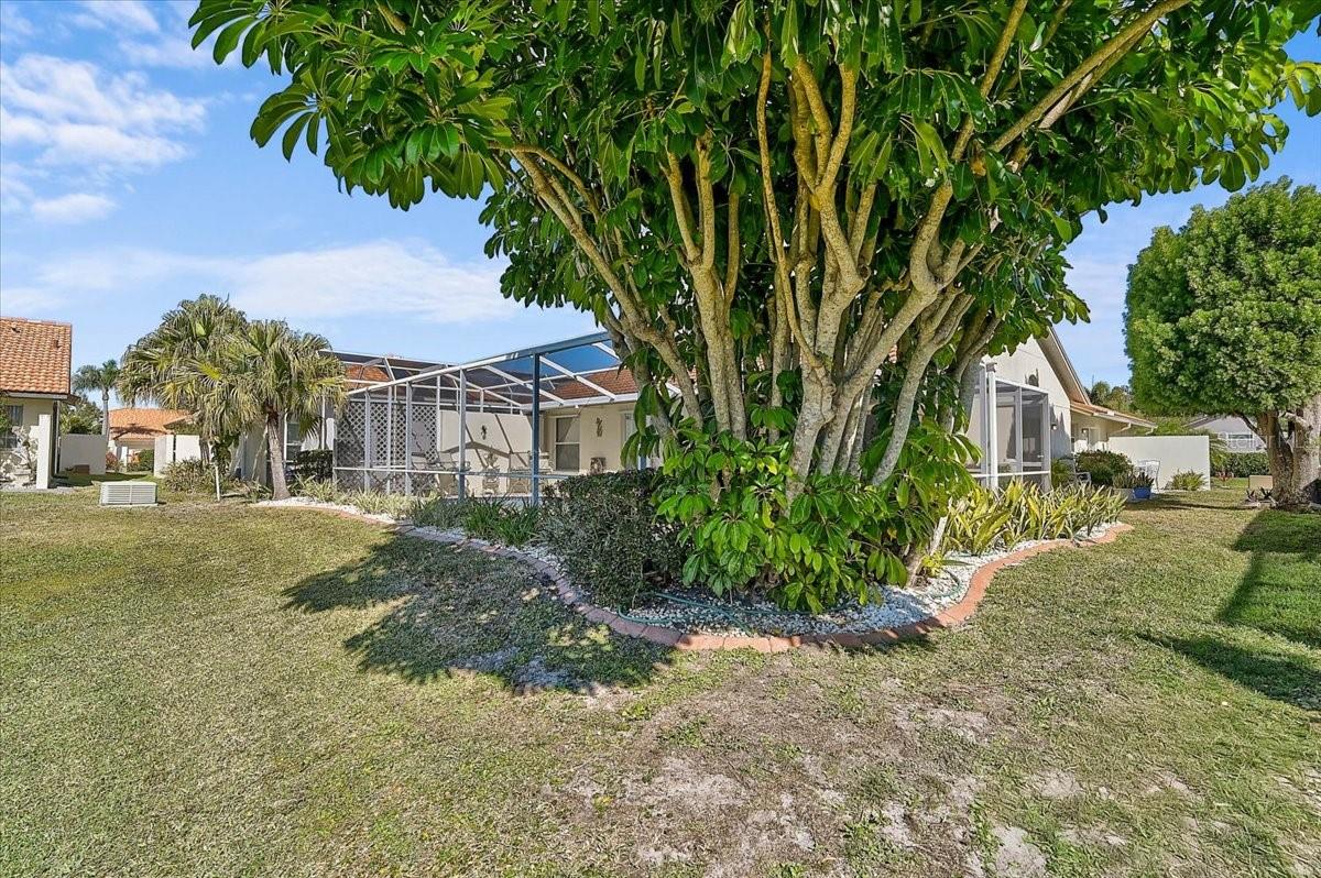 4640 PERIDIA BLVD E — photo 32