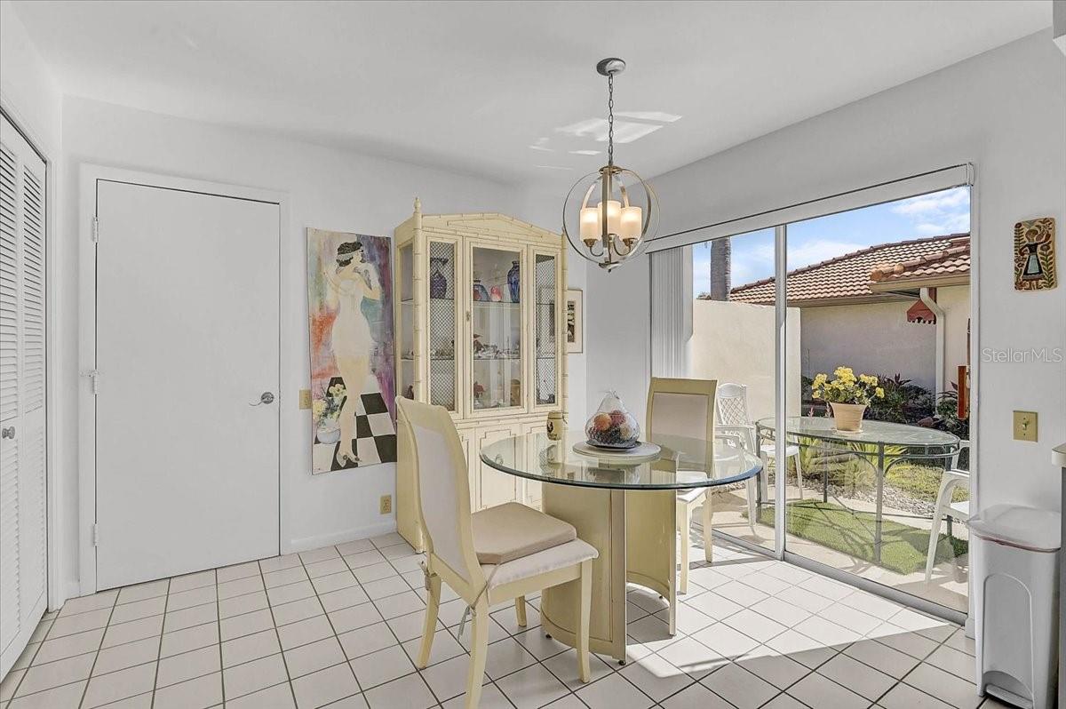 4640 PERIDIA BLVD E — photo 10