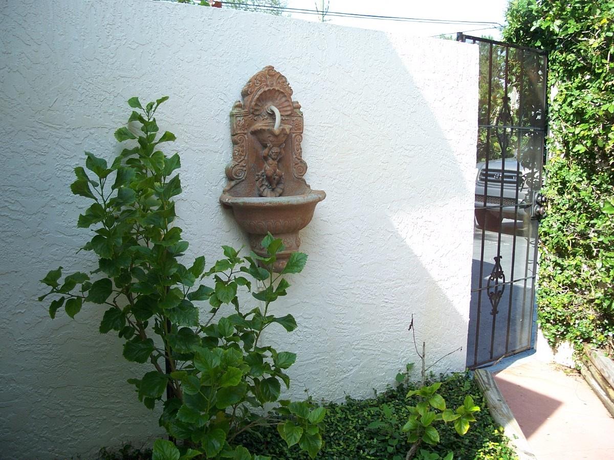 2200 2ND ST N — photo 36