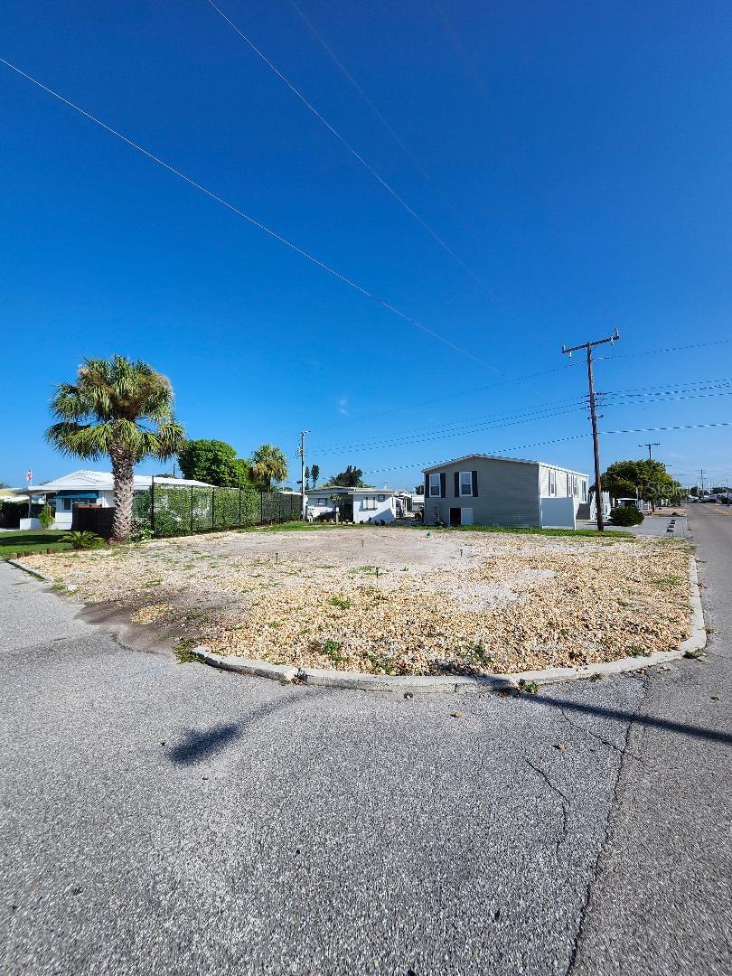 2203 ILLINOIS AVE — photo 4