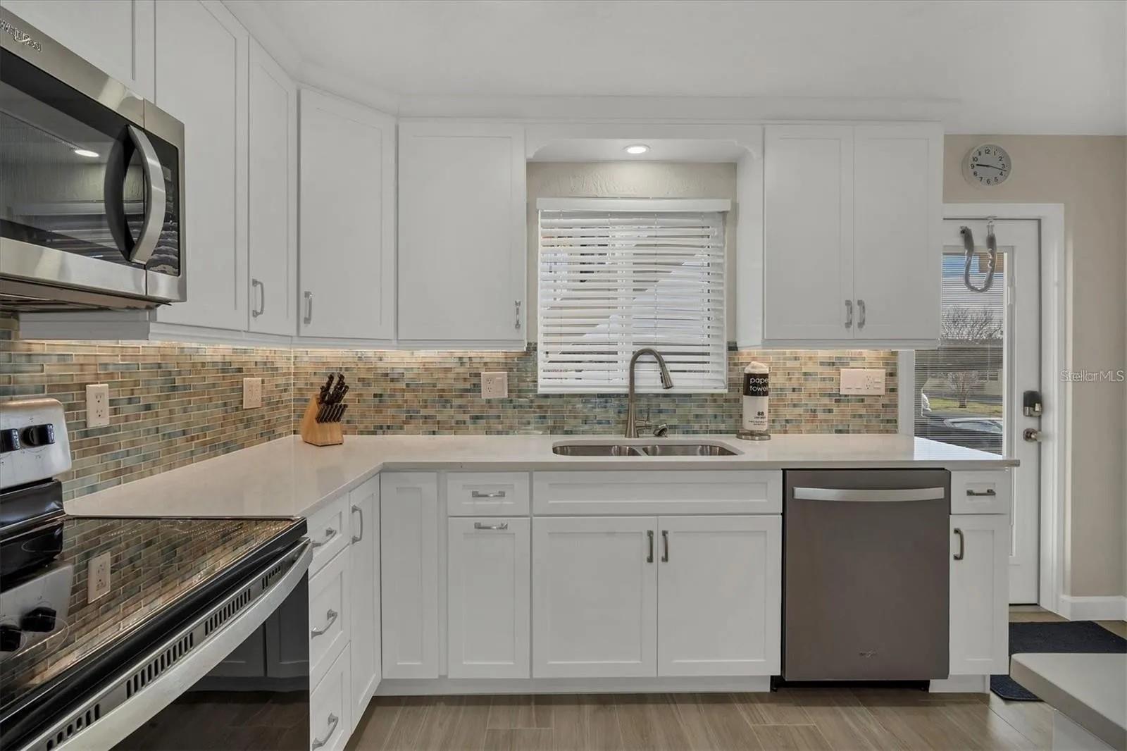 6006 MIDNIGHT PASS RD #36 — photo 14