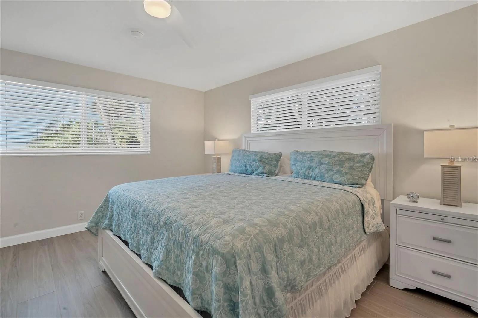 6006 MIDNIGHT PASS RD #36 — photo 16