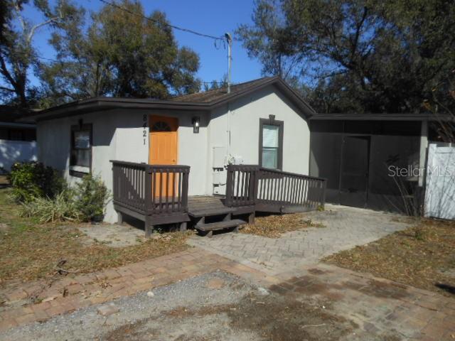 8421 N ORANGEVIEW AVE — photo 3