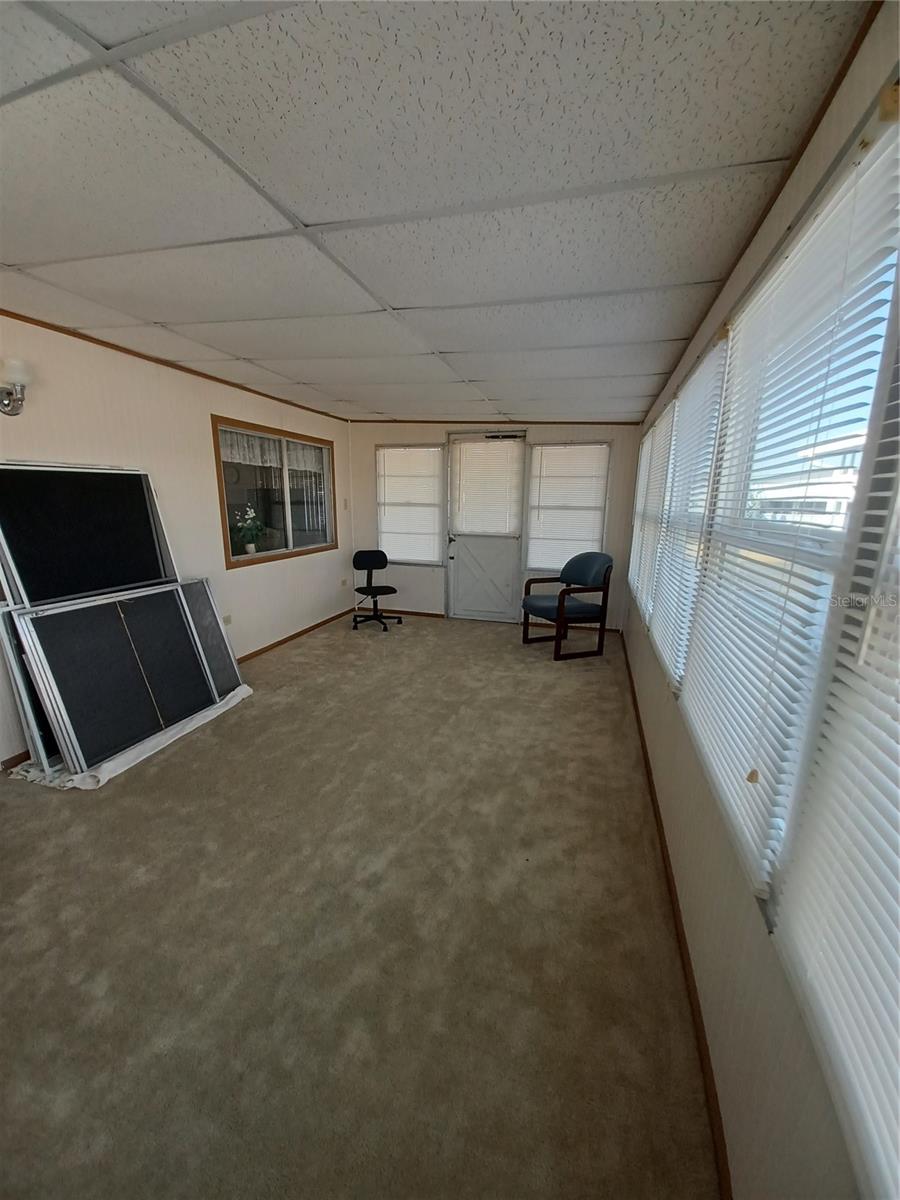 34604 PETUNIA PL — photo 19