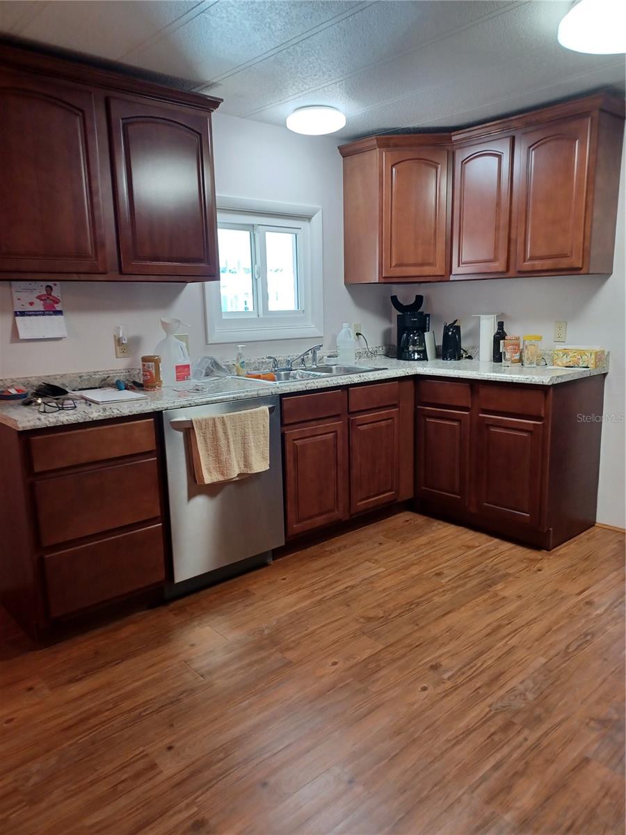 34604 PETUNIA PL — photo 4