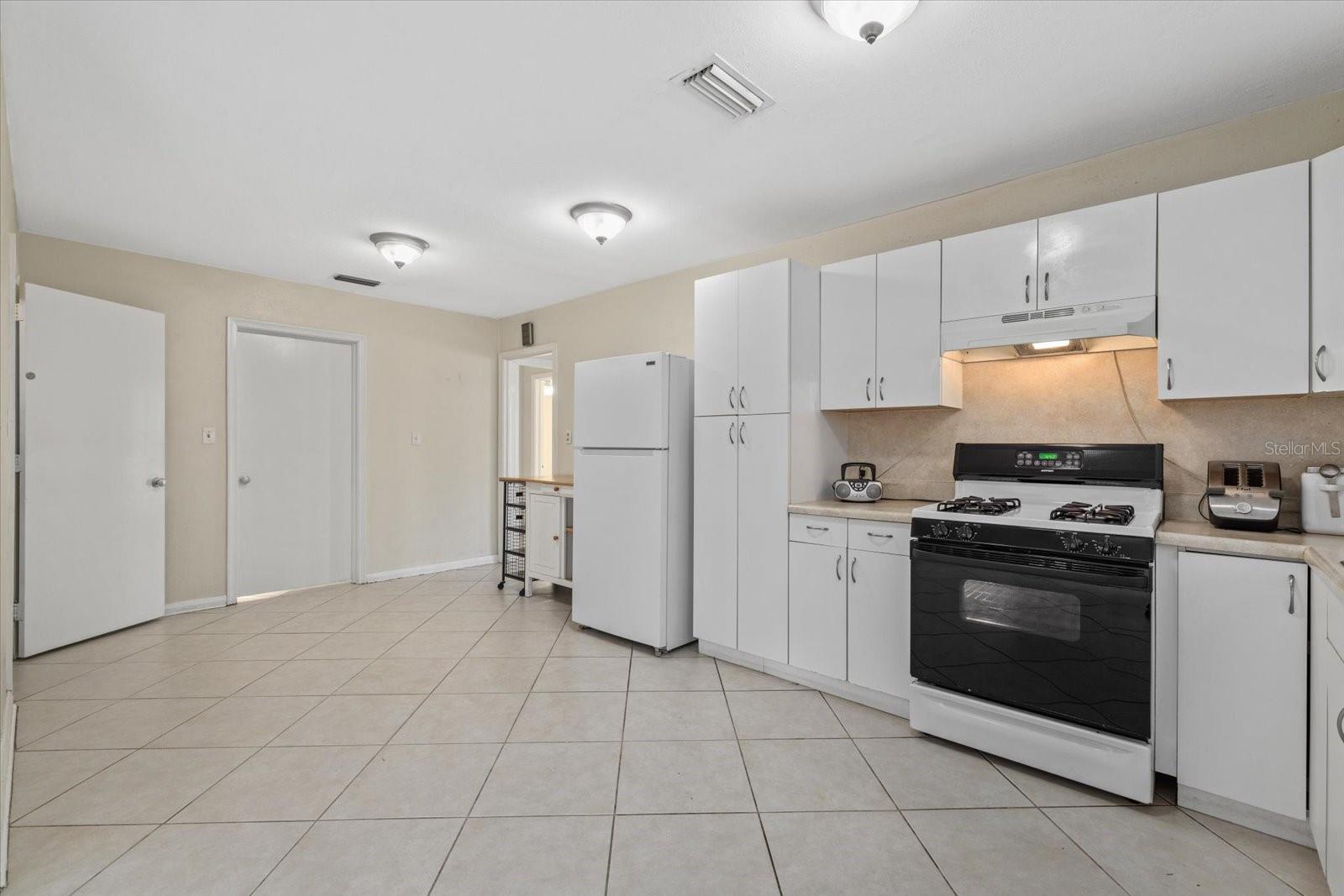 1010 INDIAN BEACH DRIVE DR — photo 26