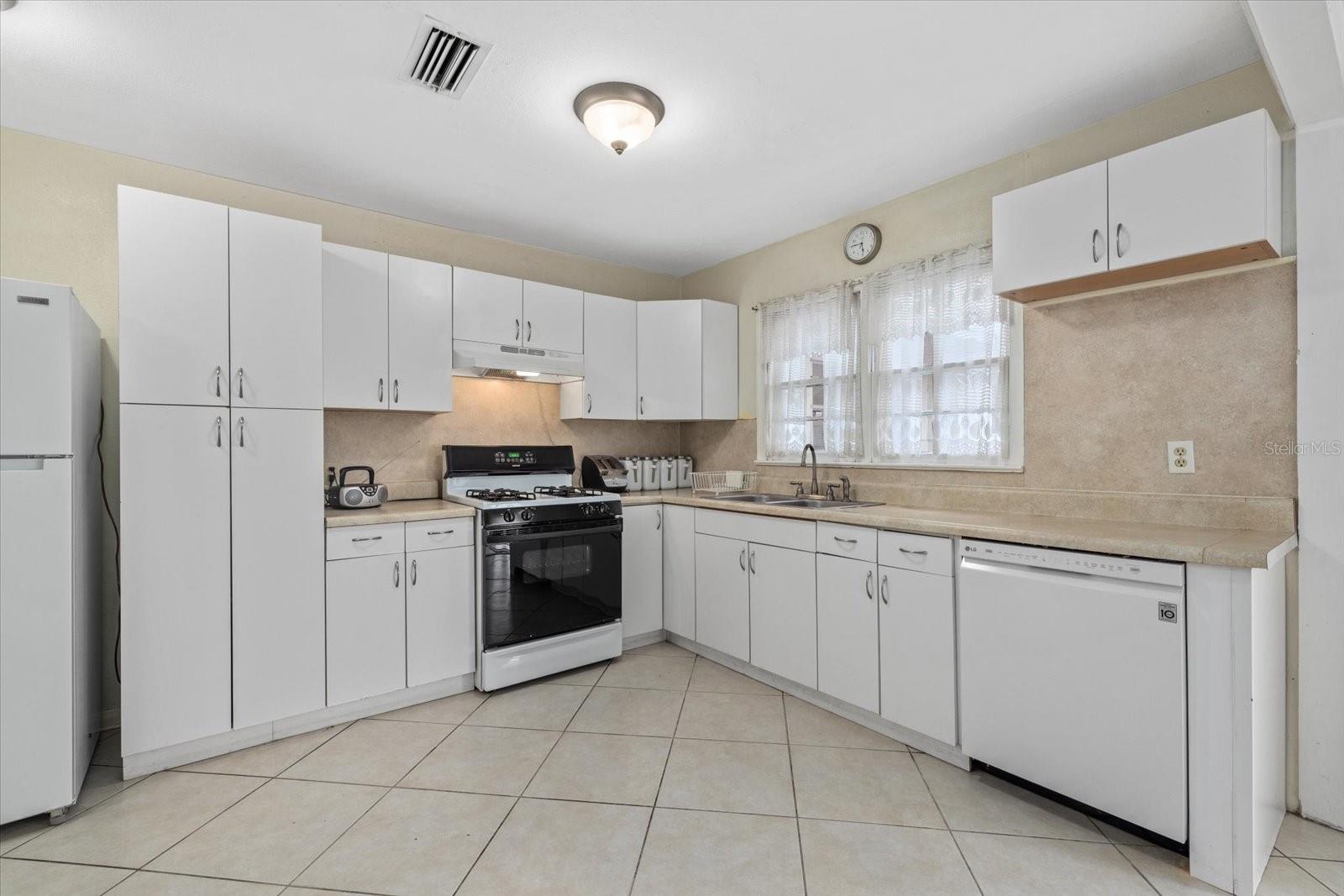 1010 INDIAN BEACH DRIVE DR — photo 25