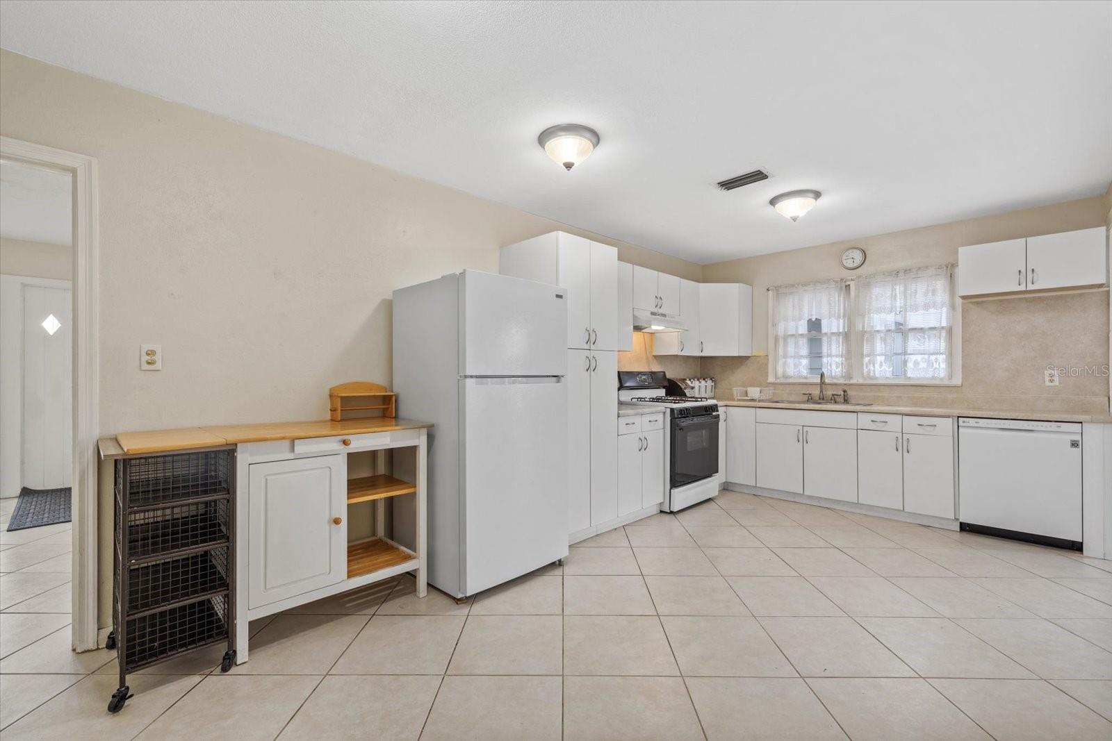 1010 INDIAN BEACH DRIVE DR — photo 24