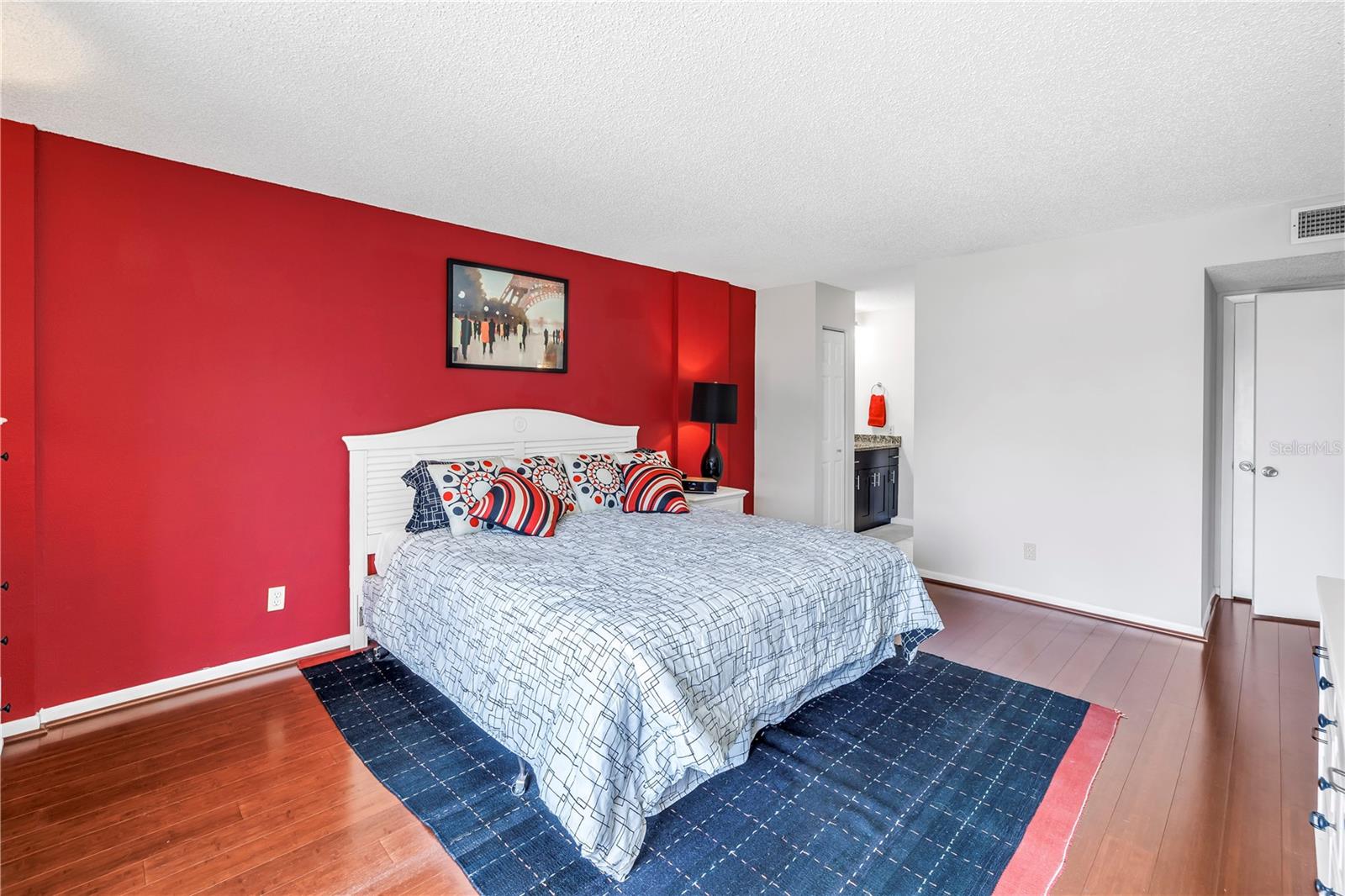 650 ISLAND WAY #204 — photo 10