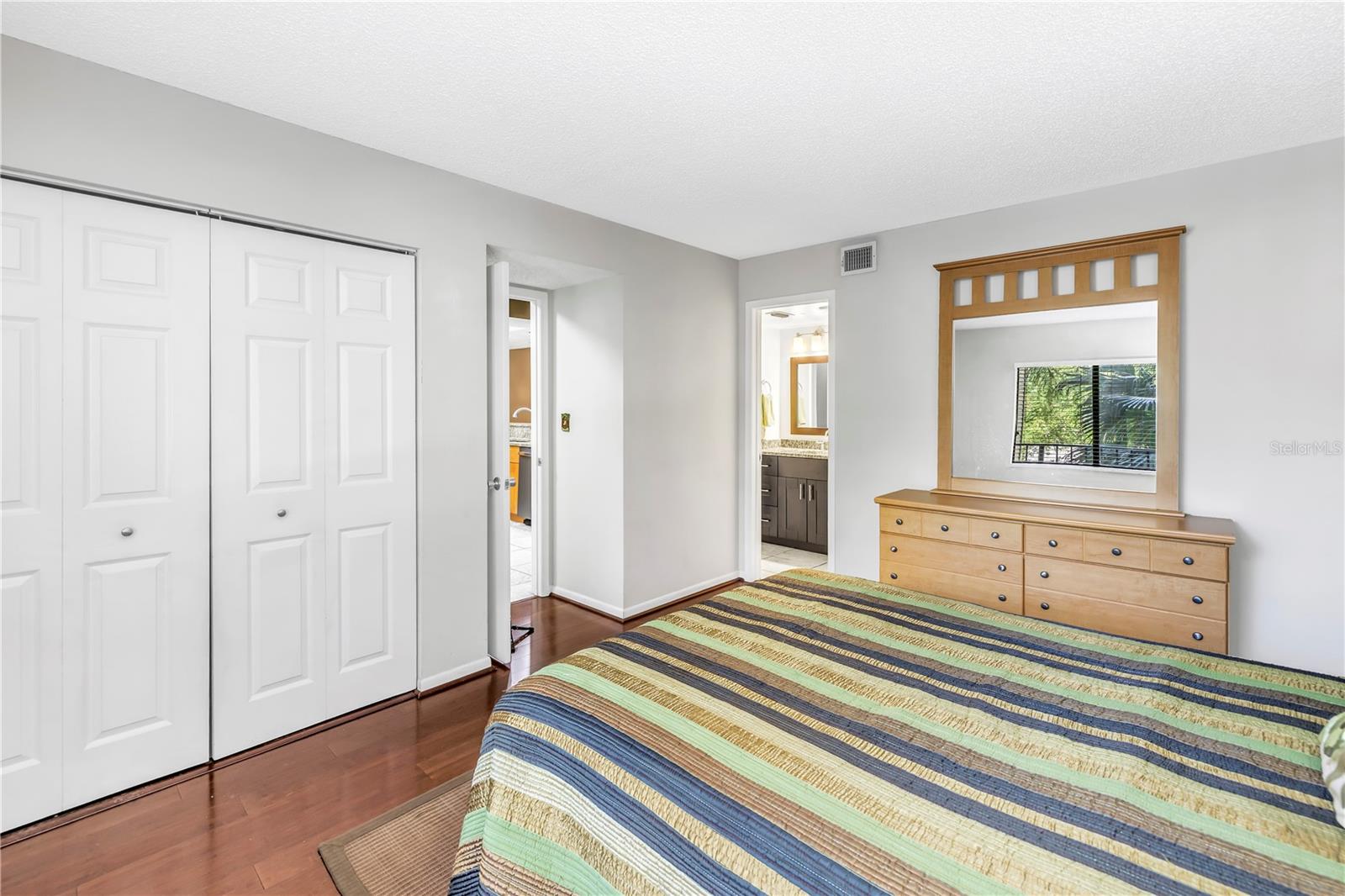 650 ISLAND WAY #204 — photo 21