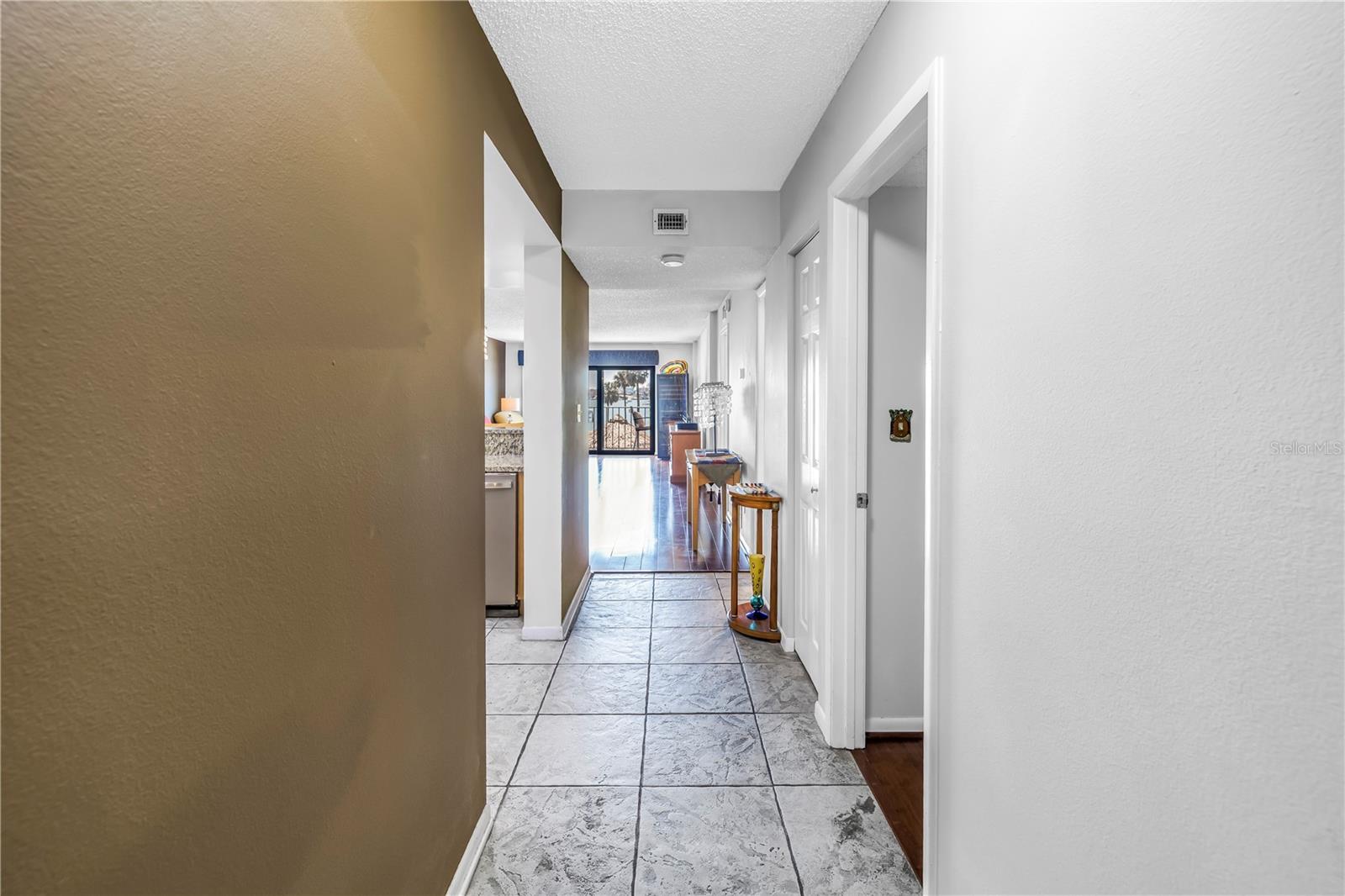 650 ISLAND WAY #204 — photo 4