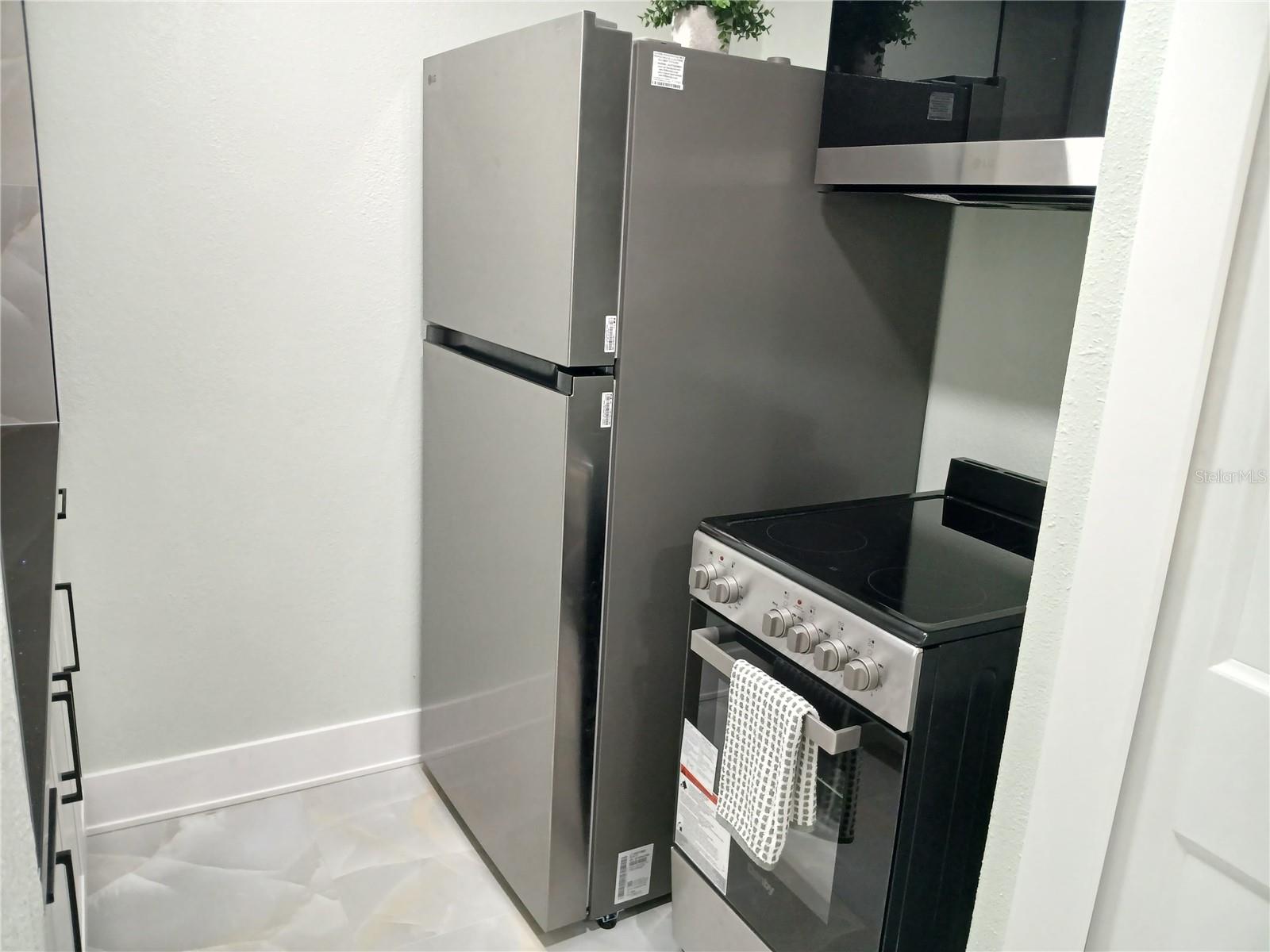 4129 DOLPHIN DR #1 — photo 8