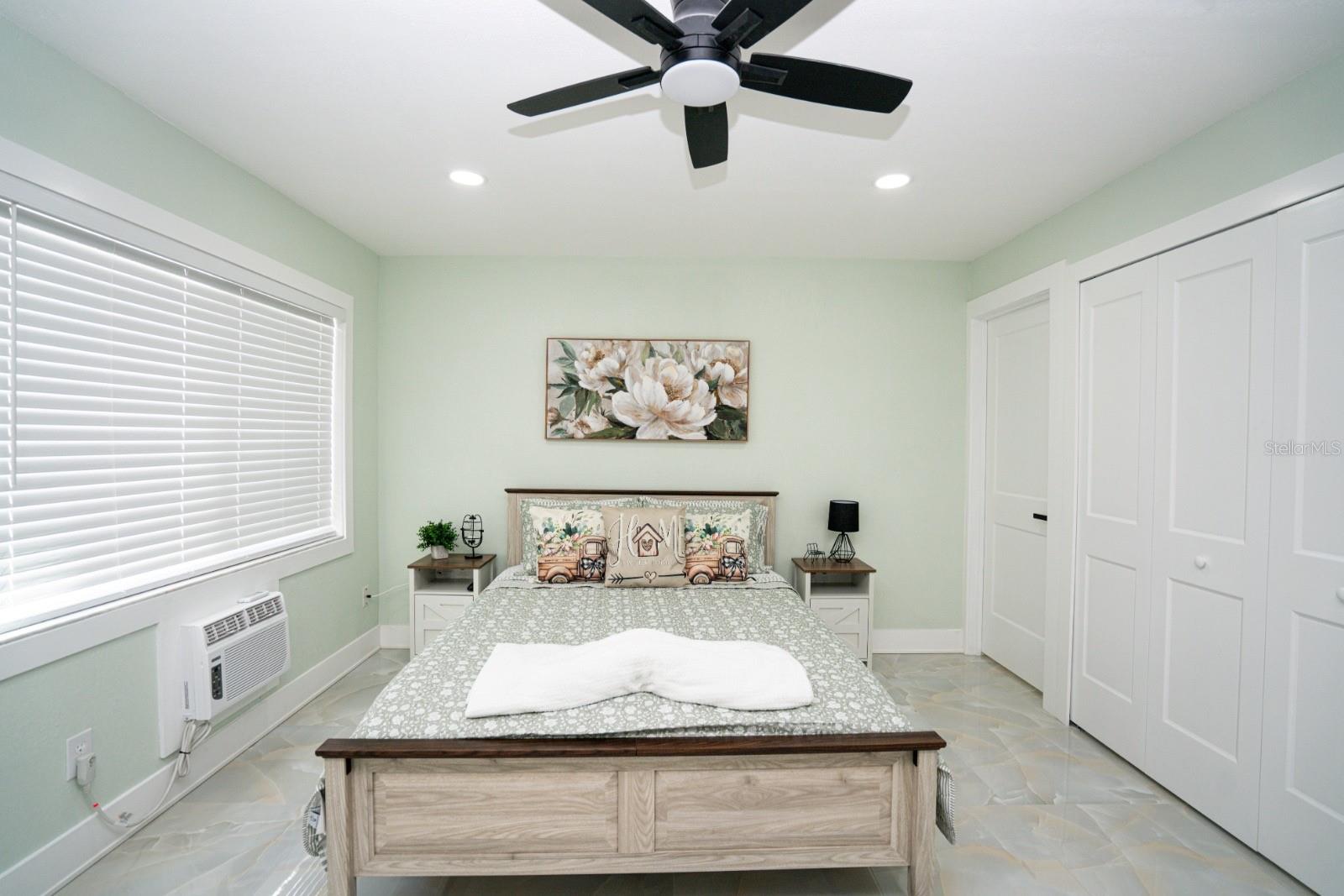 4129 DOLPHIN DR #1 — photo 13