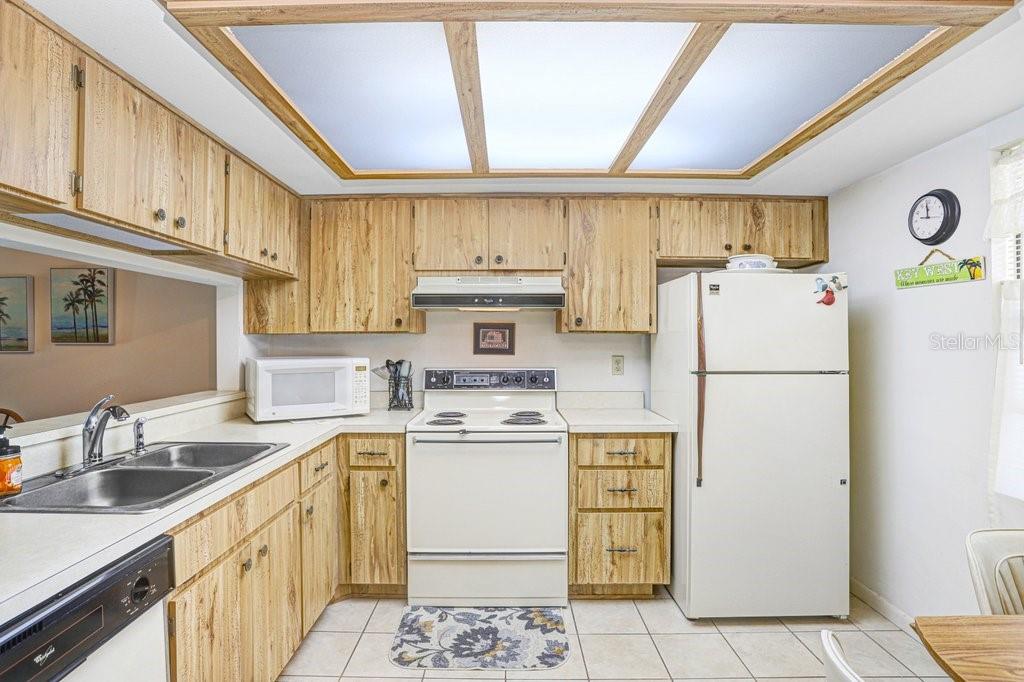 38429 COTTONWOOD PL — photo 3